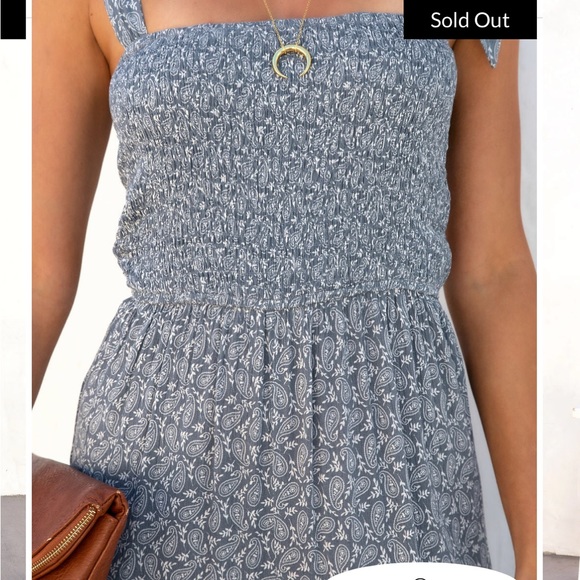 NWT VICI COLEPORT SMOCKED FLARE JUMPSUIT - Picture 3 of 7